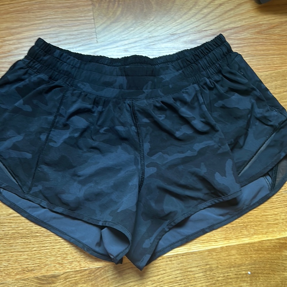 Lululemon Hotty Hot Shorts